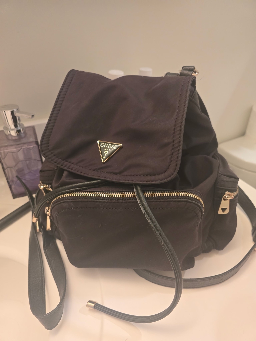 ISO This Guess Backpack!